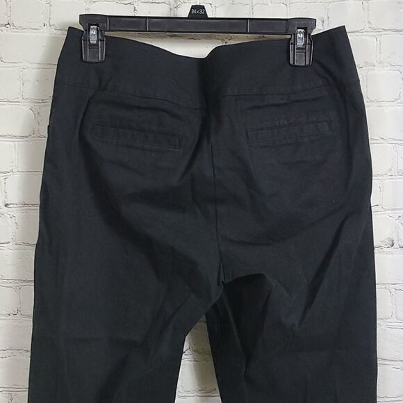 Dockers Black Mid-Rise Curvy Capri Pants – Size 8 Stretch Workwear Crops Uniform - Picture 6 of 8